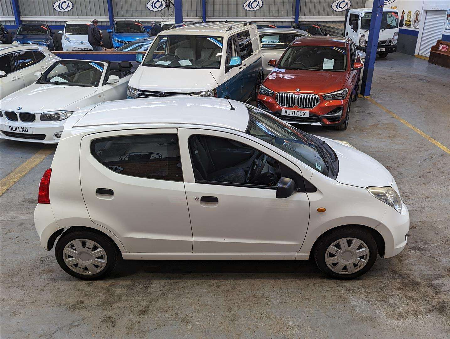 <p>2011 SUZUKI ALTO SZ3</p>