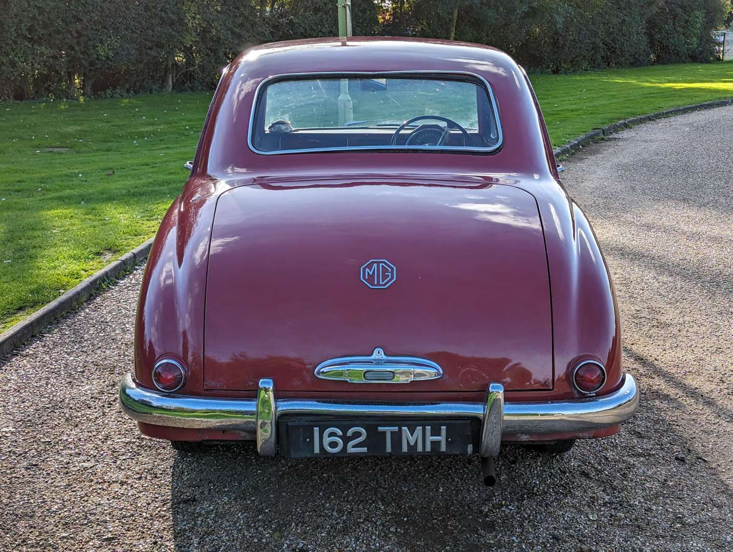 <p>1958 MG MAGNETTE</p>