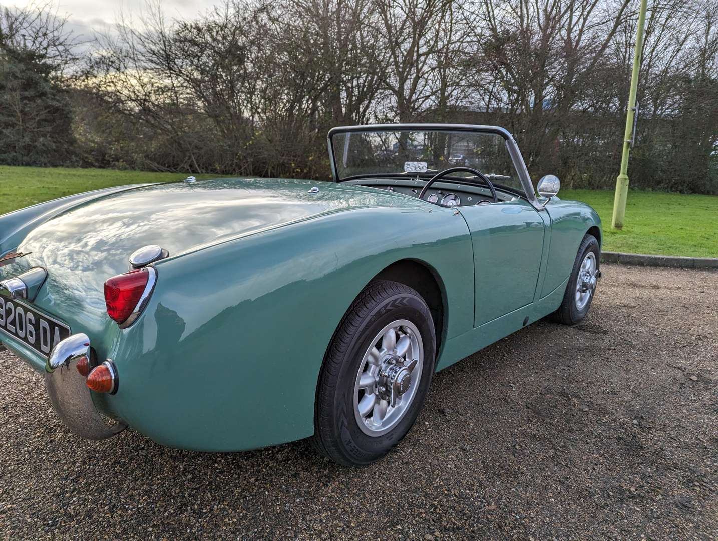 <p>1960 AUSTIN HEALEY SPRITE “FROGEYE” SUPERCHARGER</p>