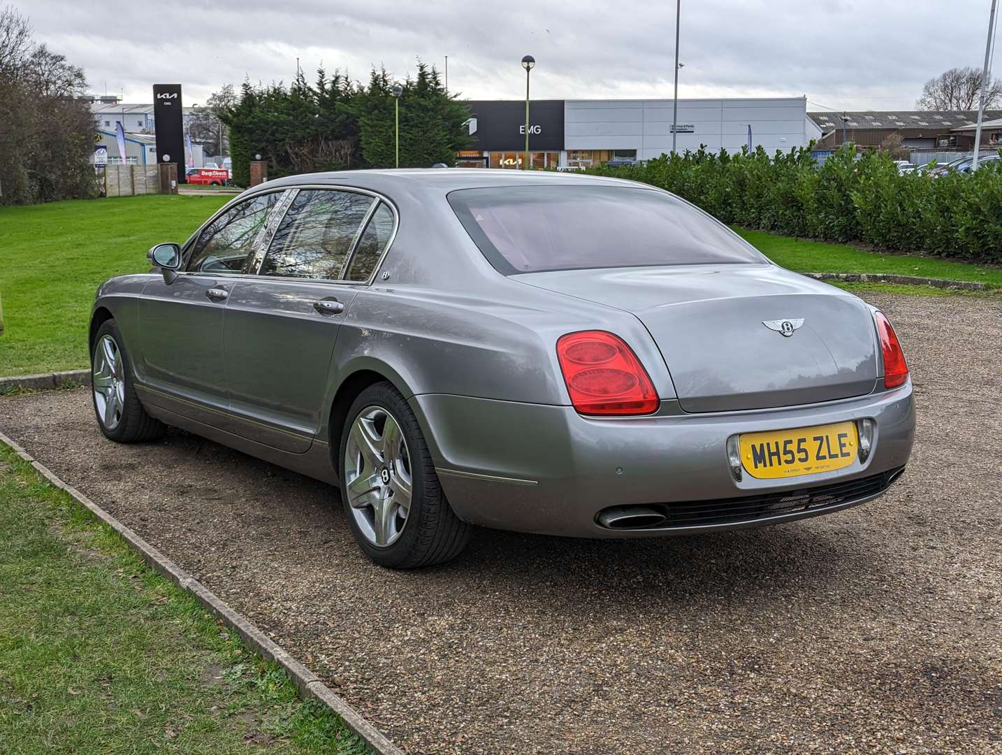 <p>2006 BENTLEY CONTINENTAL FLYING SPUR</p>