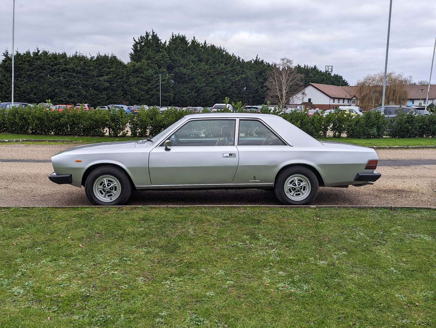 <p>1972 FIAT 130 COUPE AUTO</p>