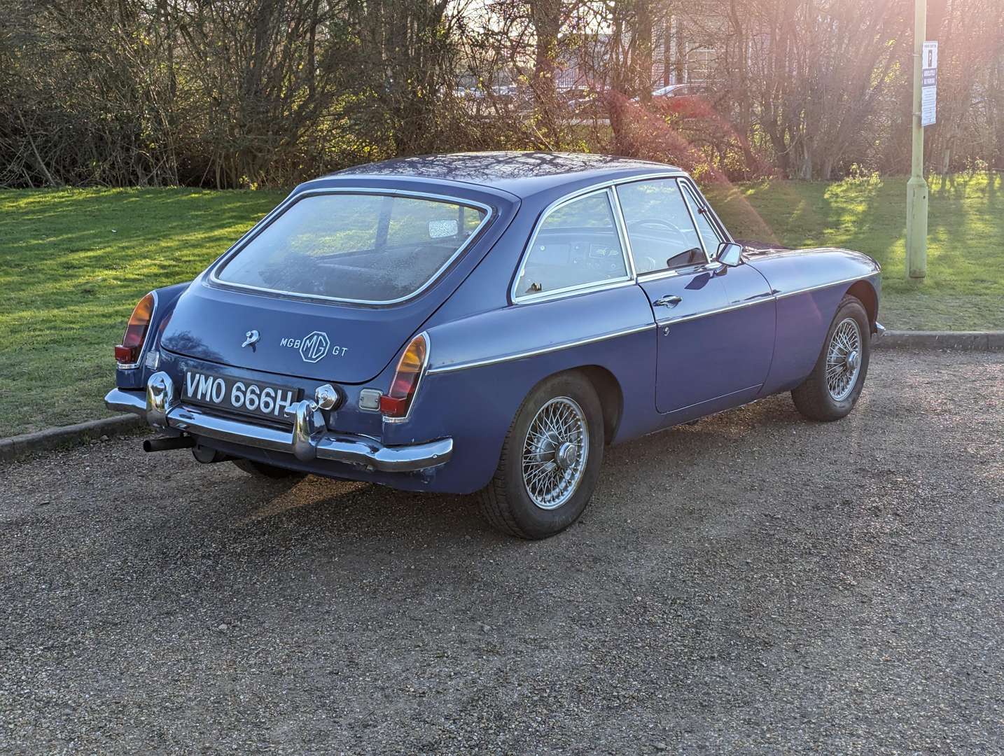 <p>1969 MG B GT</p>