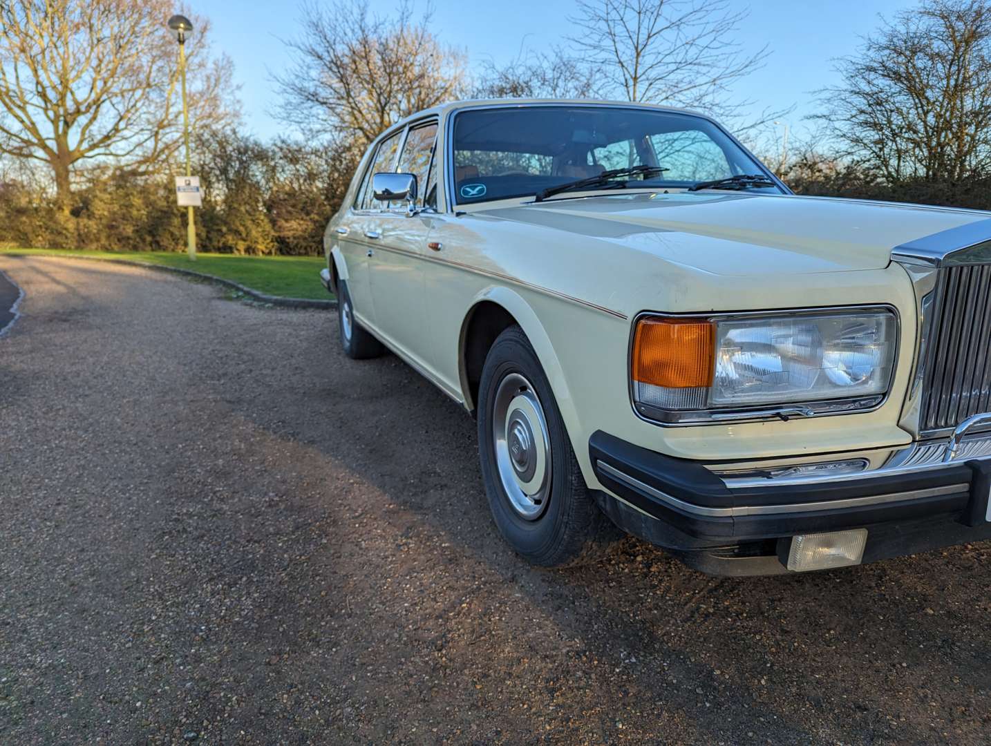 <p>1984 ROLLS ROYCE SILVER SPIRIT</p>