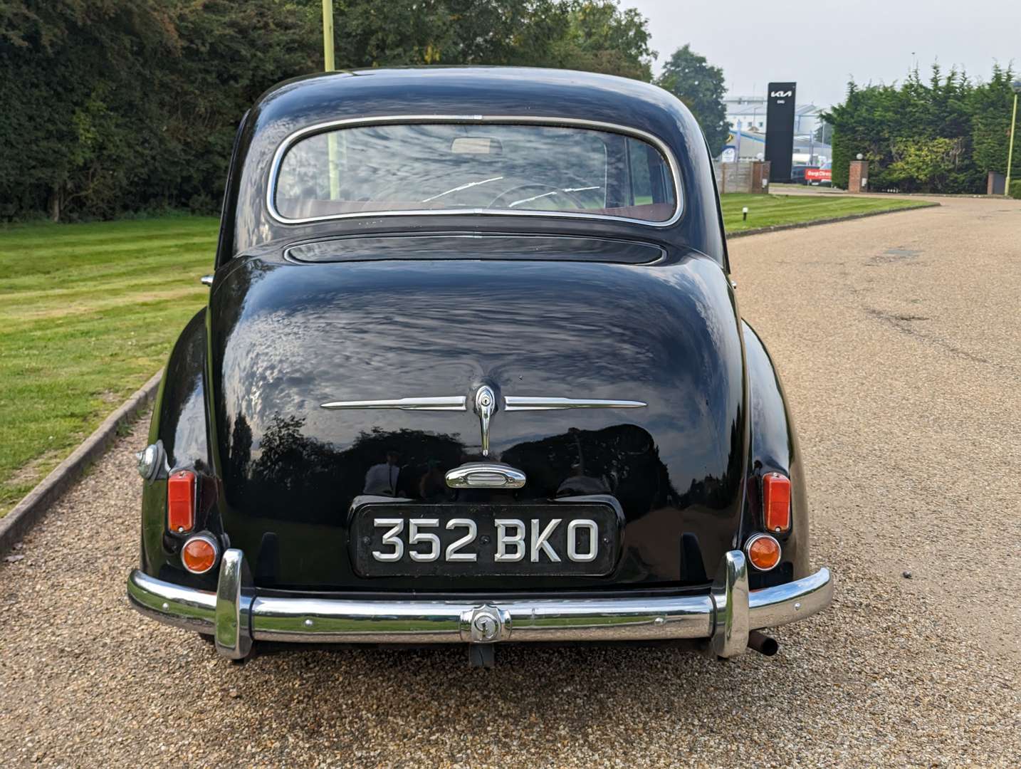 <p>1957 DAIMLER CONQUEST</p>