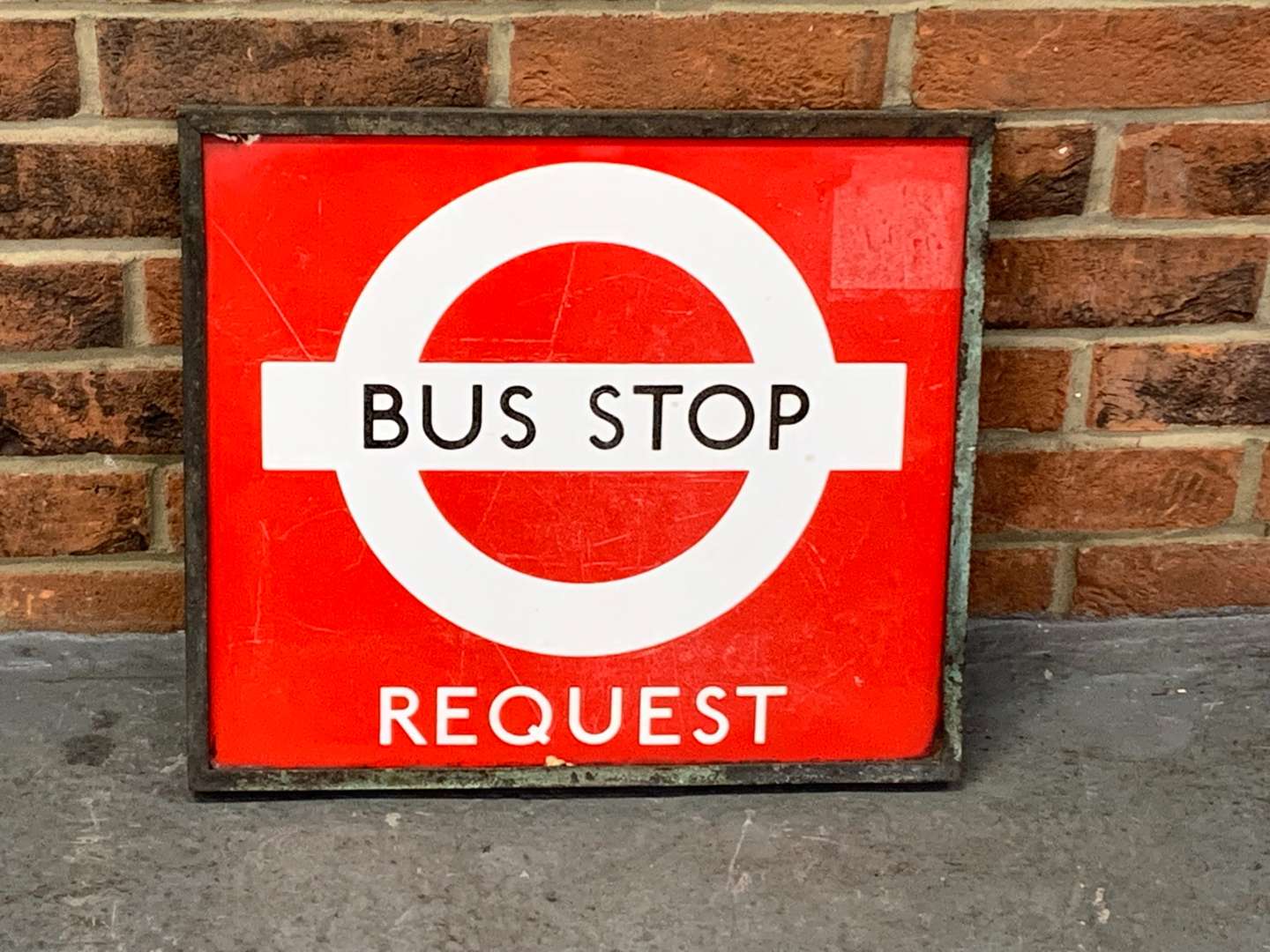 <p>Bus Stop Request Enamel Sign</p>