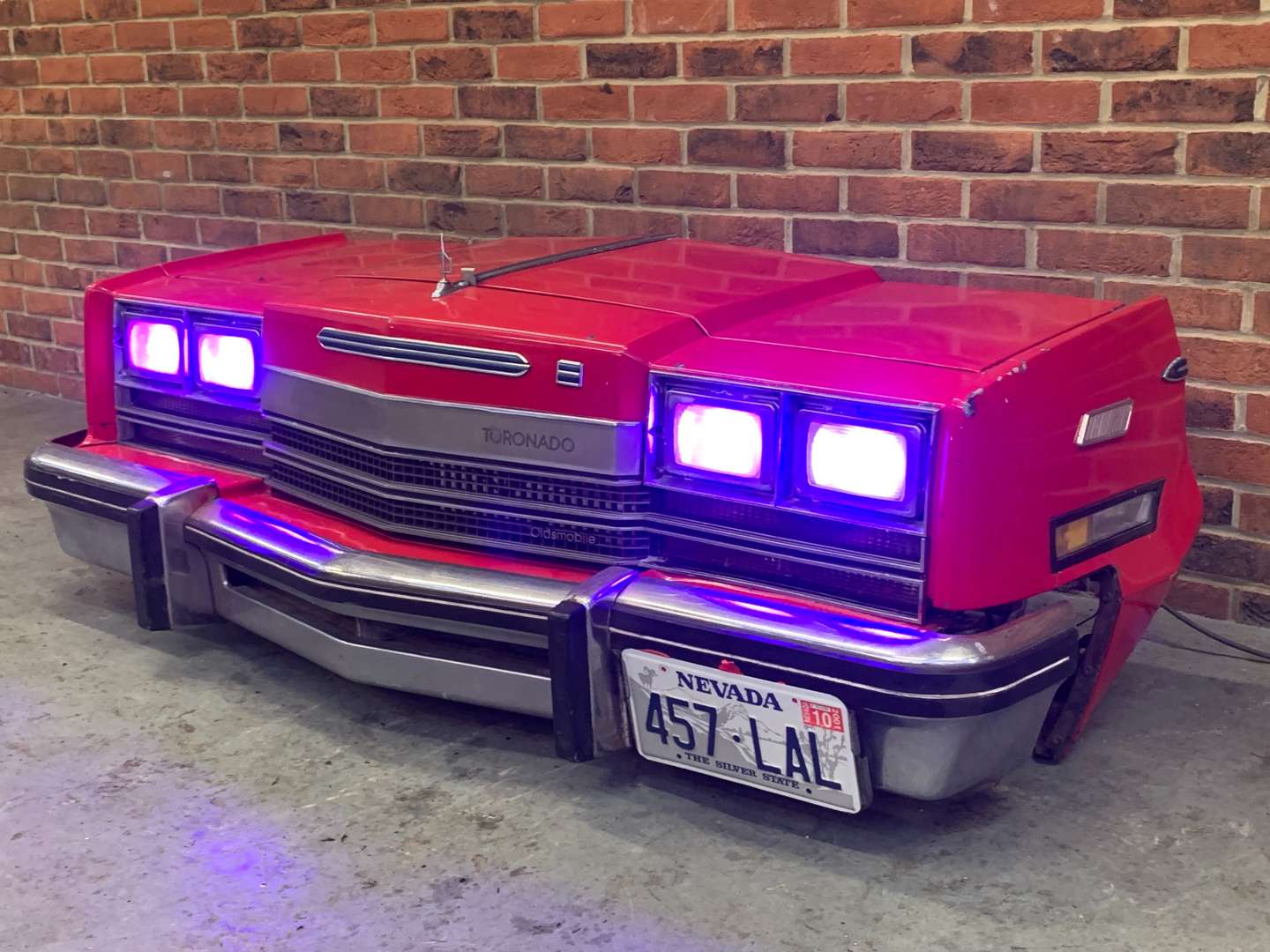 <p>Oldsmobile Toronado Front End Light Up Wall Display</p>