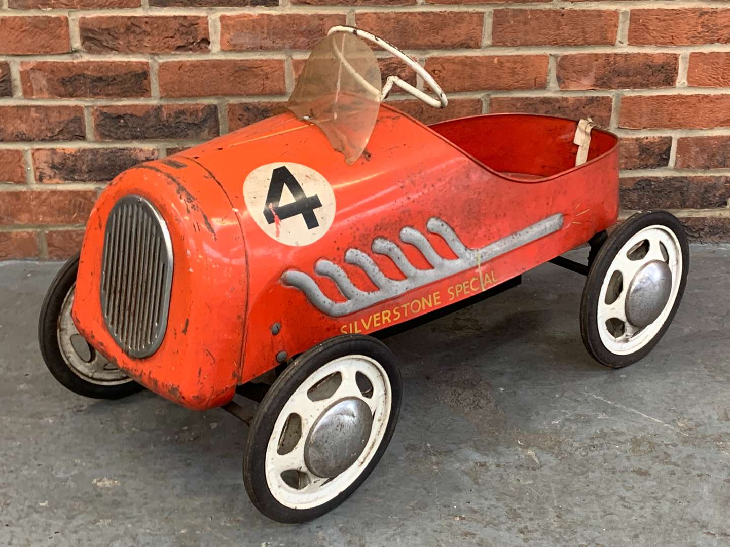 <p>Tri-Ang Silverstone Special Child's Pedal Race Car</p>