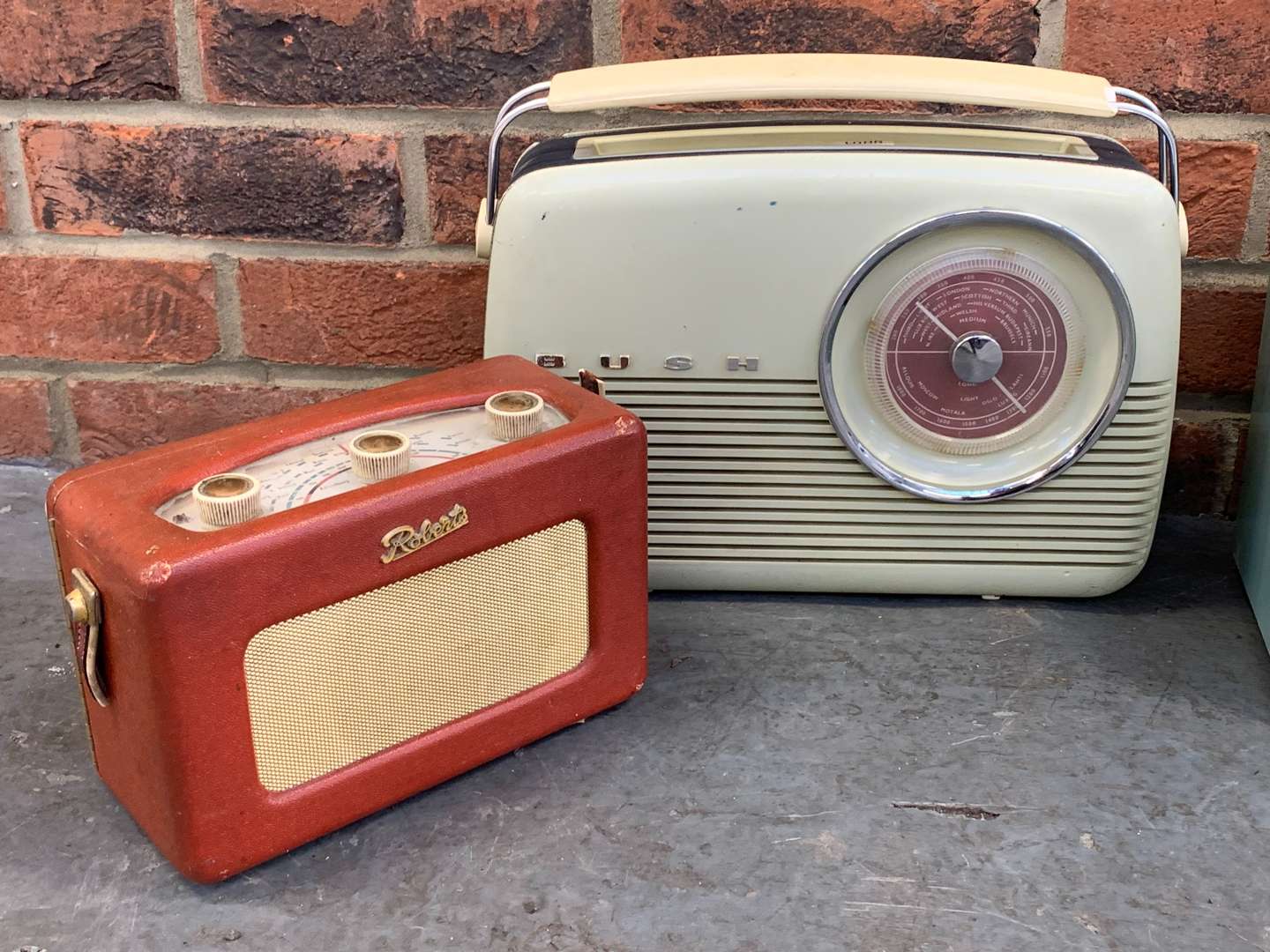 <p>Four Vintage Type Radios</p>