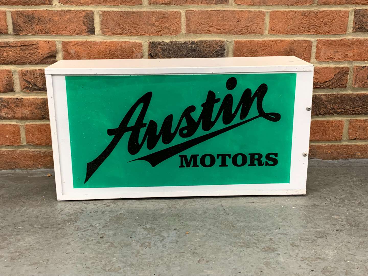 <p>Austin Motors Made Light Box</p>