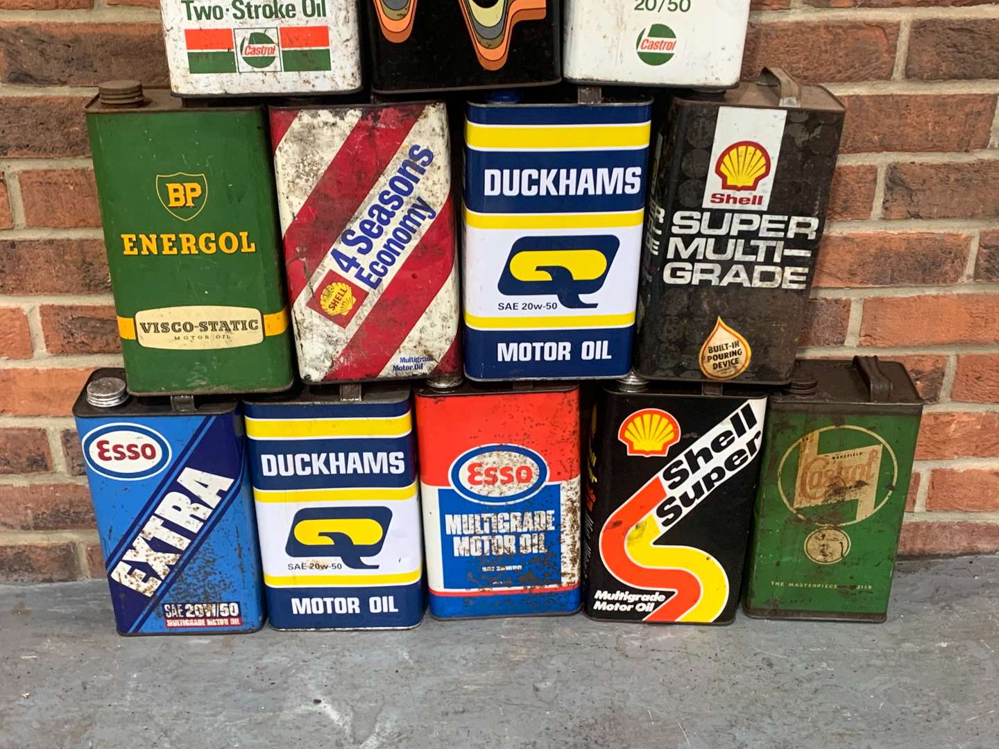 <p>Thirteen Various Oil Cans</p>