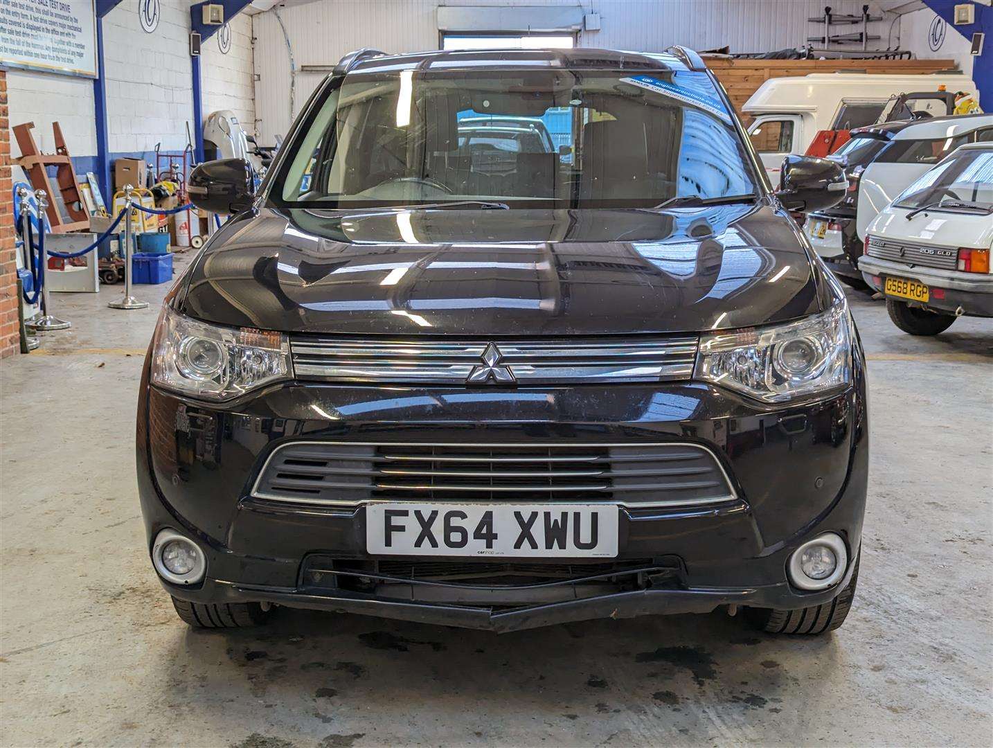 <p>2015 MITSUBISHI OUTLANDER GX 4HS PHEV AUTO</p>