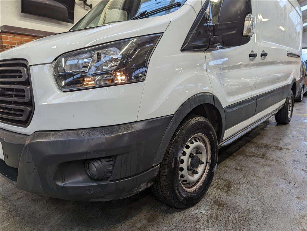 <p>2018 FORD TRANSIT 350 AUTO</p>