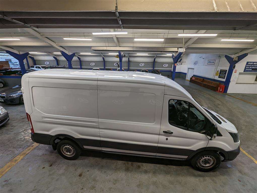 <p>2018 FORD TRANSIT 350 AUTO</p>