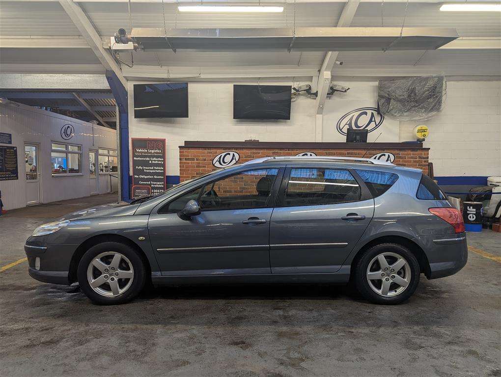 <p>2010 PEUGEOT 407 SR SW HDI</p>