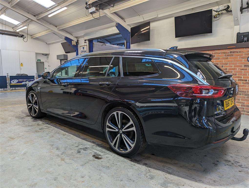 <p>2017 VAUXHALL INSIGNIA ELITE NAV TURBO</p>