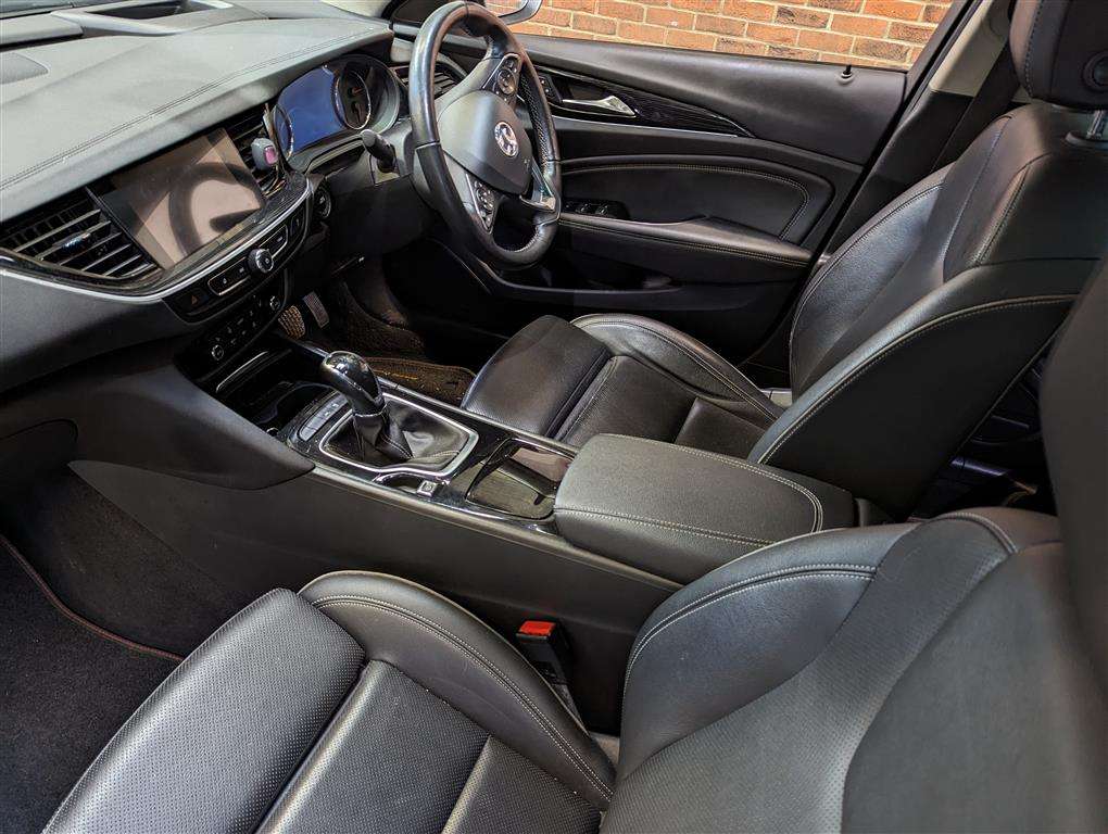 <p>2017 VAUXHALL INSIGNIA ELITE NAV TURBO</p>