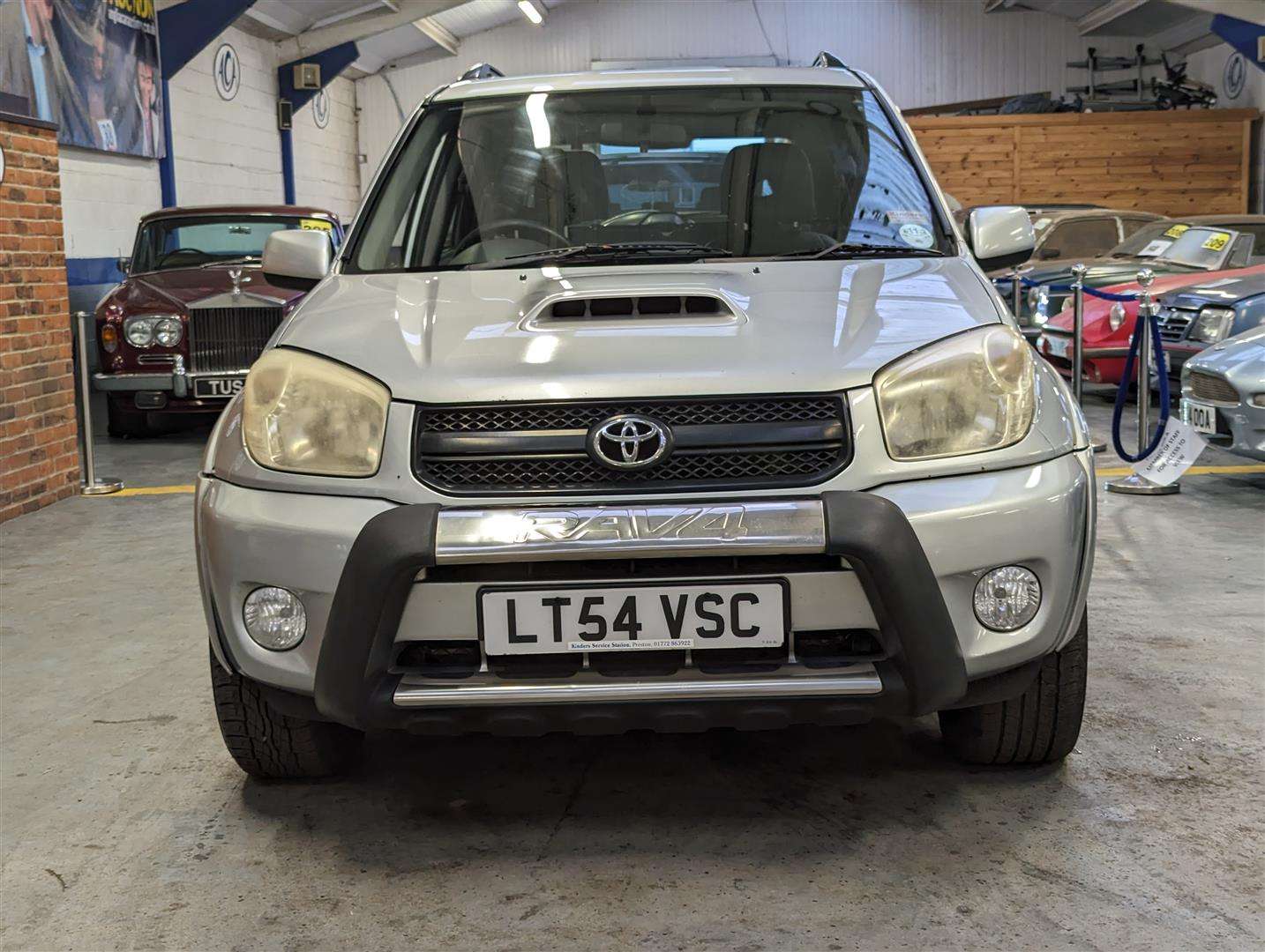 <p>2004 TOYOTA RAV4 XT4 D-4D</p>