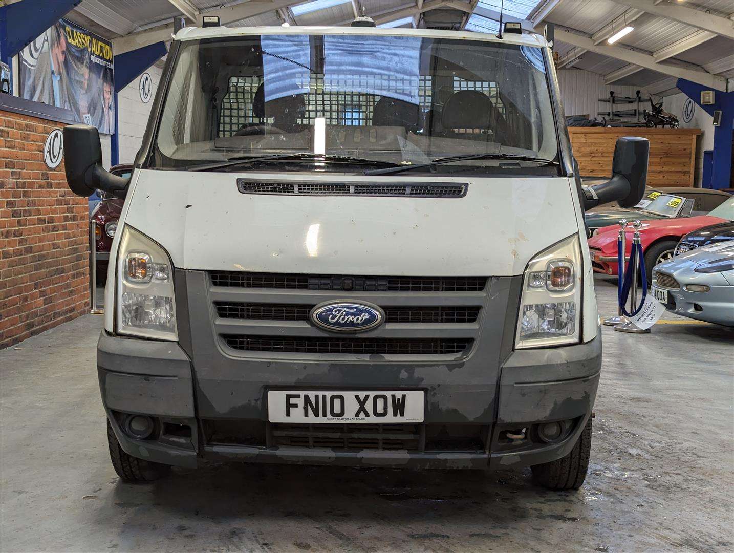 <p>2010 FORD TRANSIT 115 T350M RWD</p>