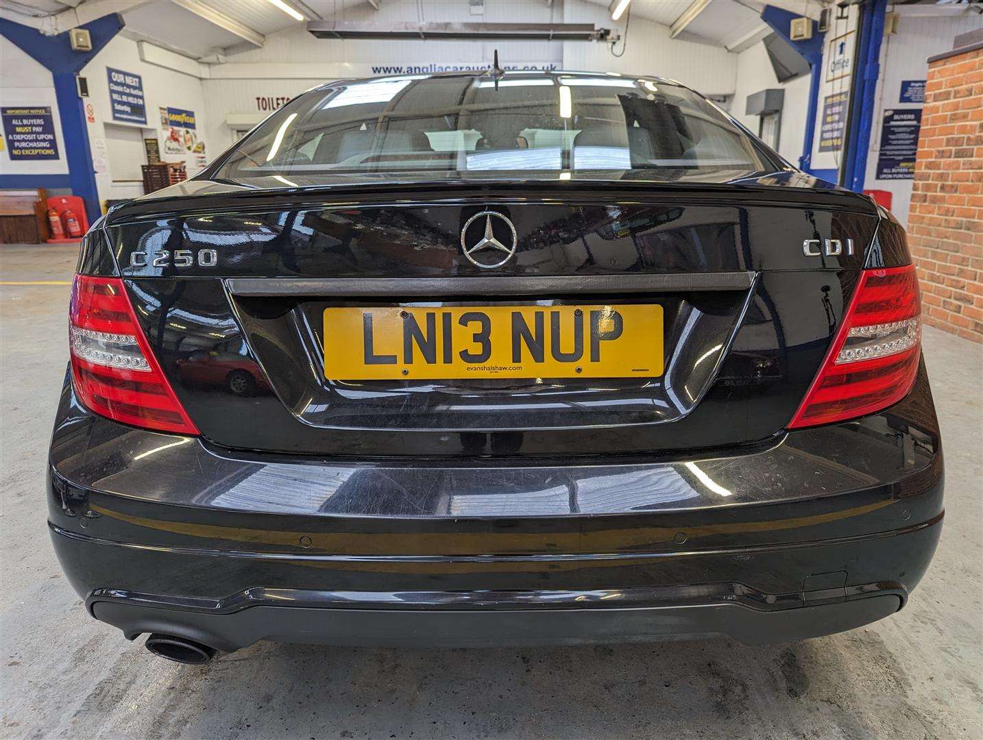 <p>2013 MERCEDES-BENZ C250 AMG SPORT + CDI BLUE</p>