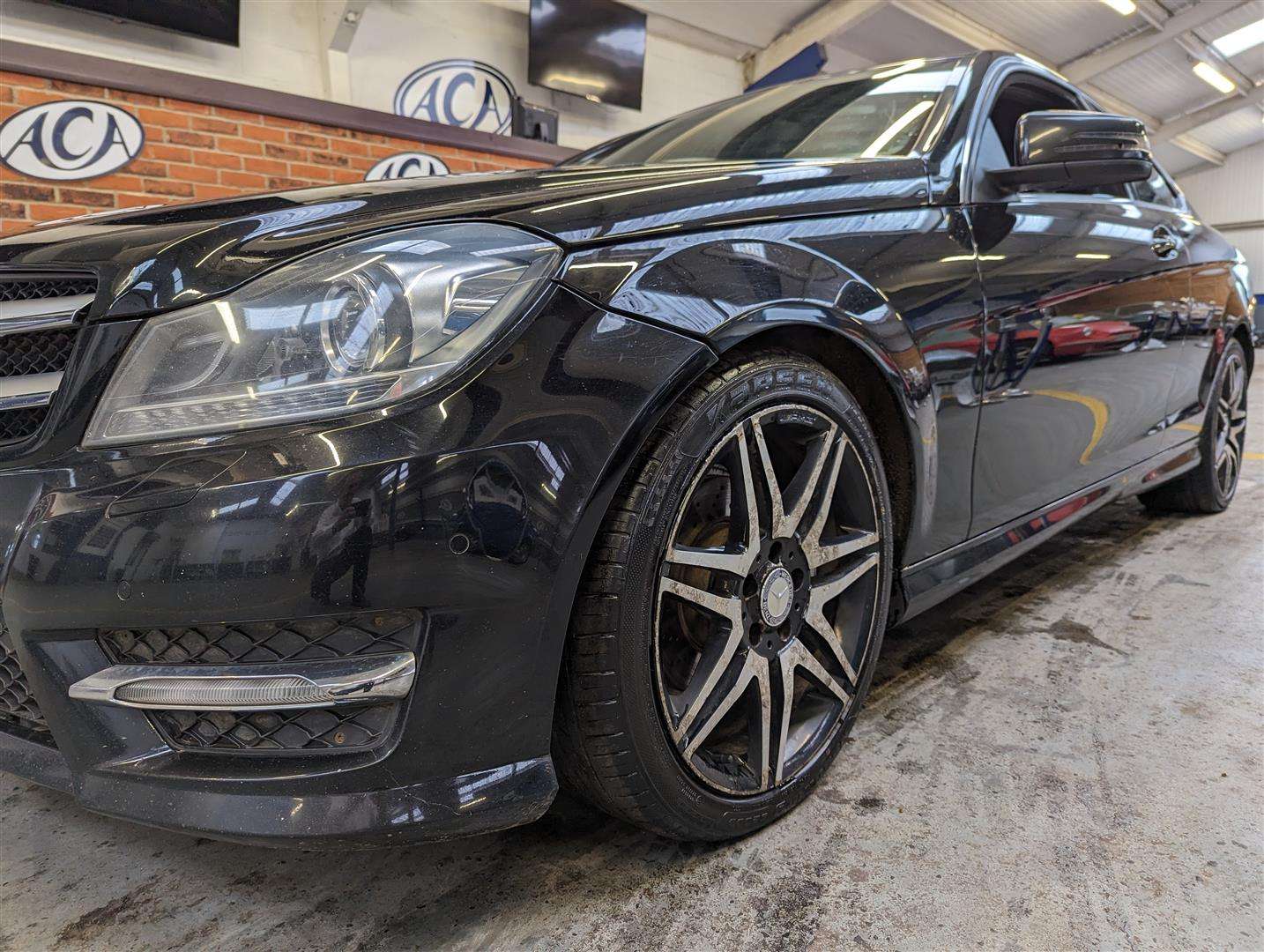 <p>2013 MERCEDES-BENZ C250 AMG SPORT + CDI BLUE</p>