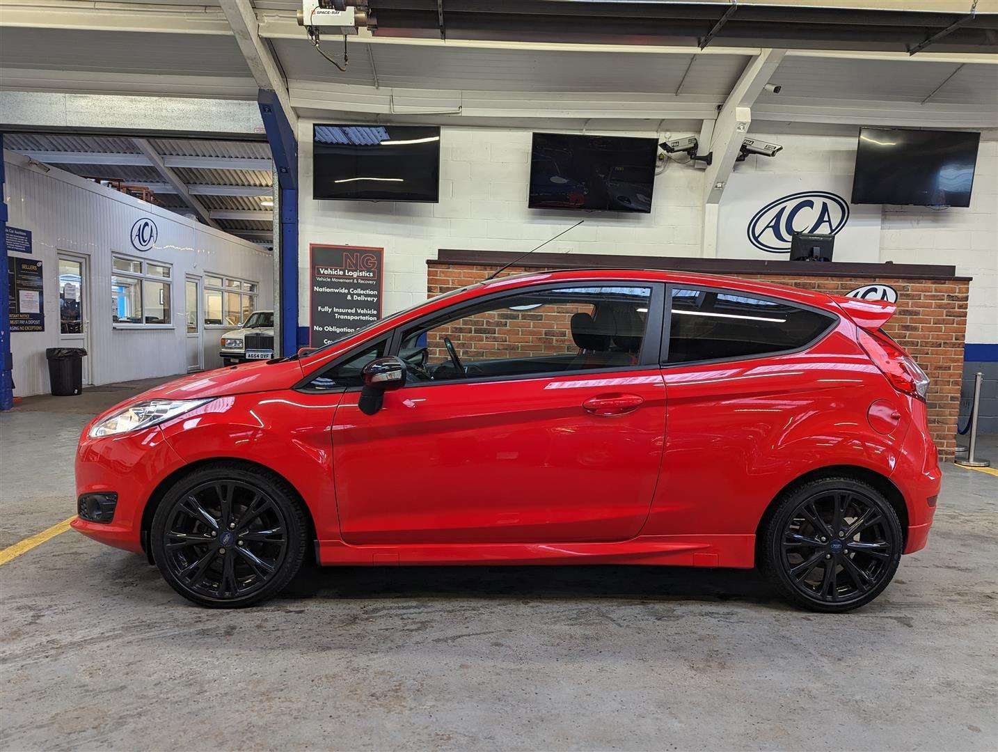 <p>2015 FORD FIESTA ZETEC S RED EDITIO</p>