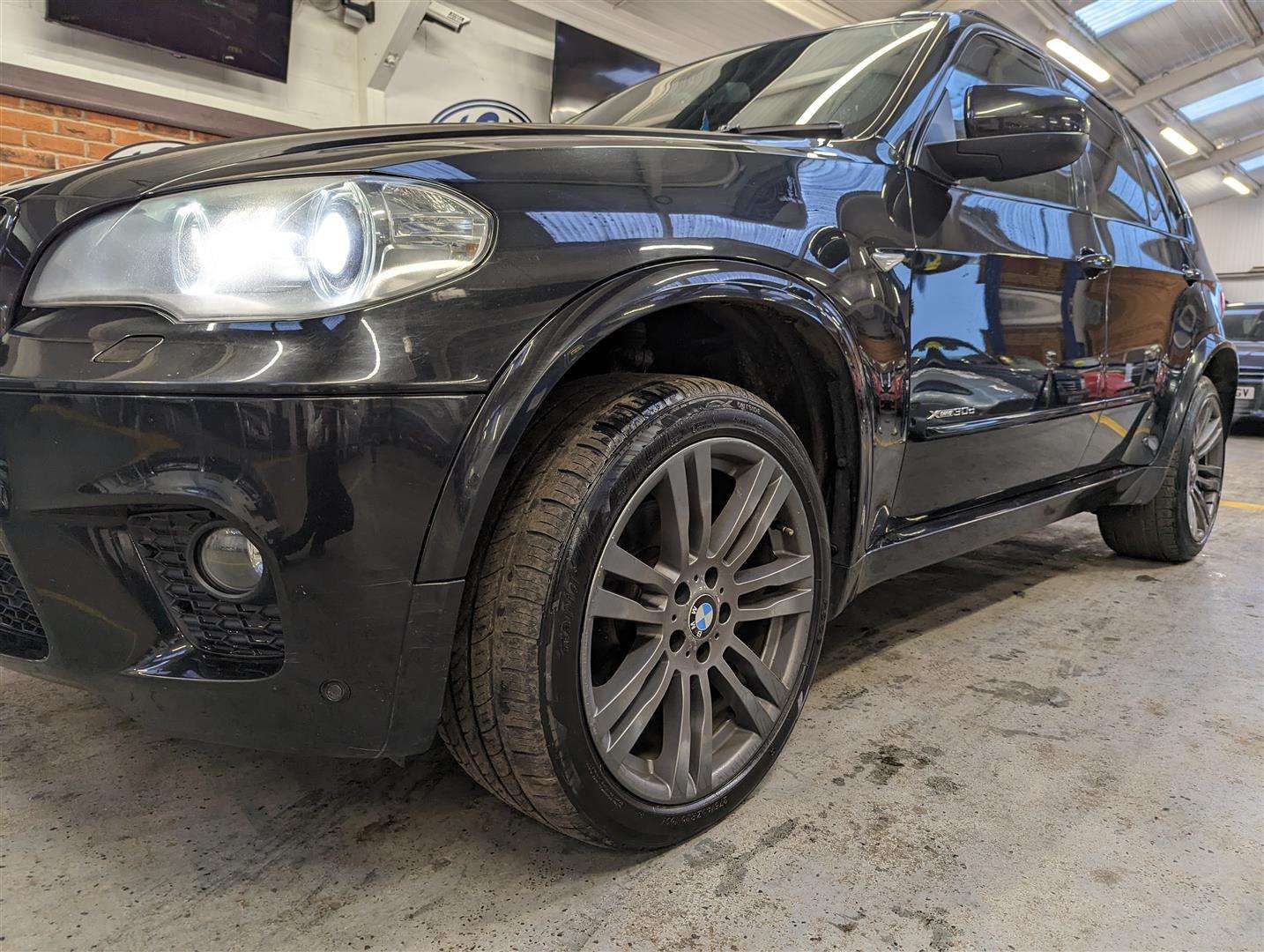 <p>2011 BMW X5 XDRIVE30D M SPORT AUTO</p>