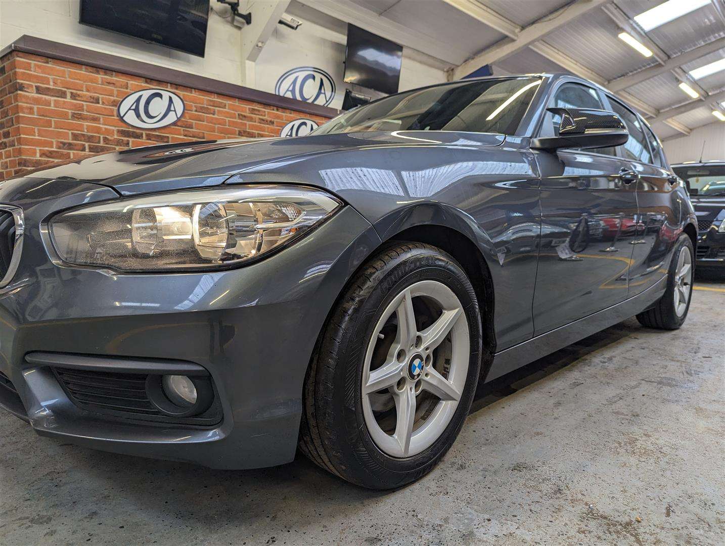 <p>2015 BMW 116D ED PLUS</p>