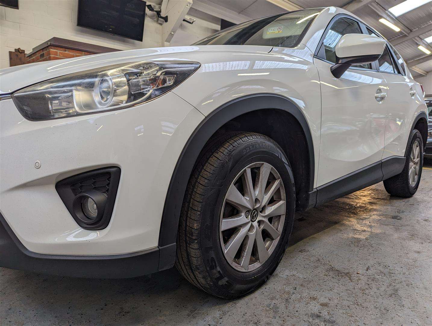 <p>2014 MAZDA CX-5 SE-L LUX D</p>