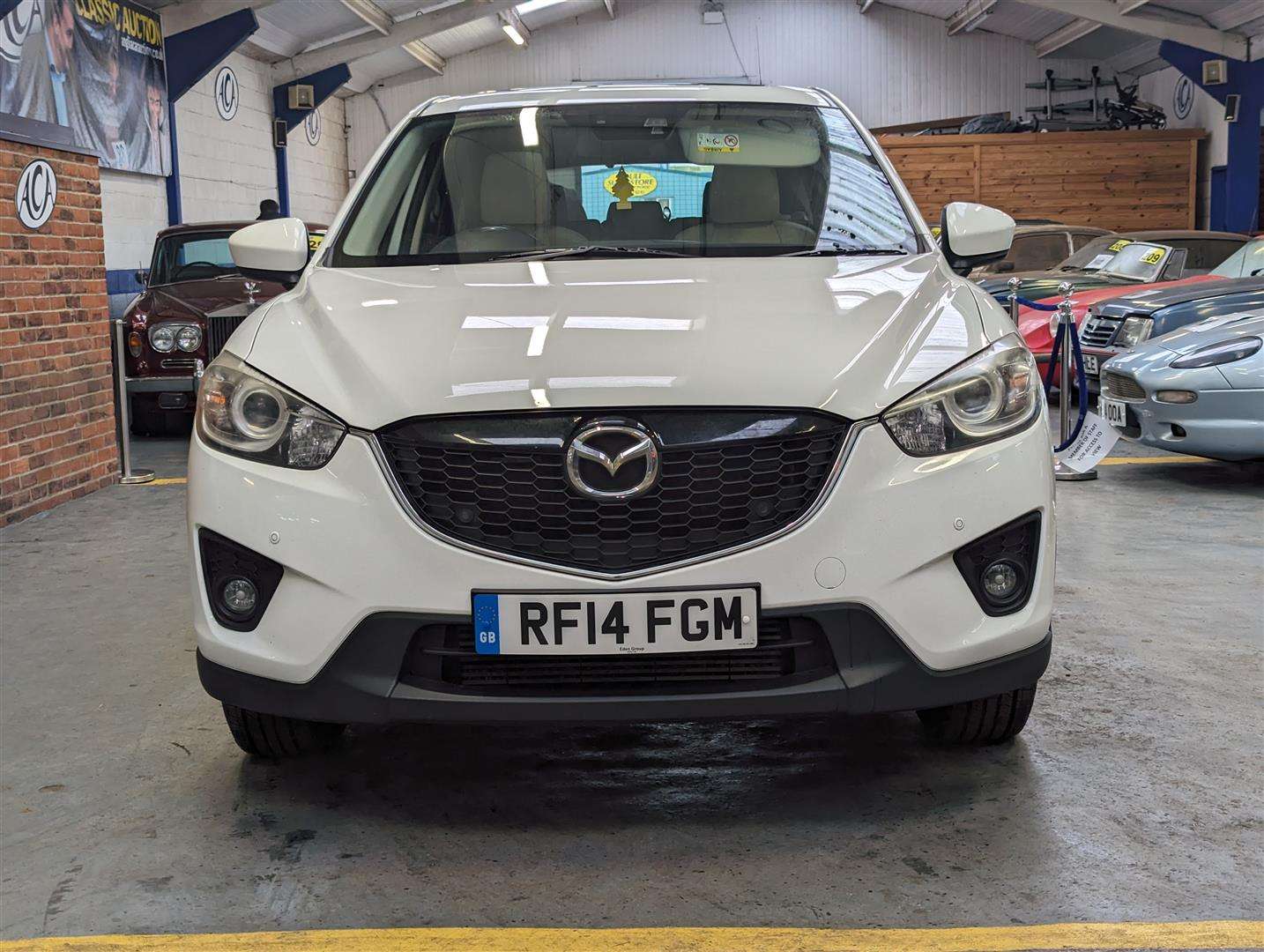 <p>2014 MAZDA CX-5 SE-L LUX D</p>