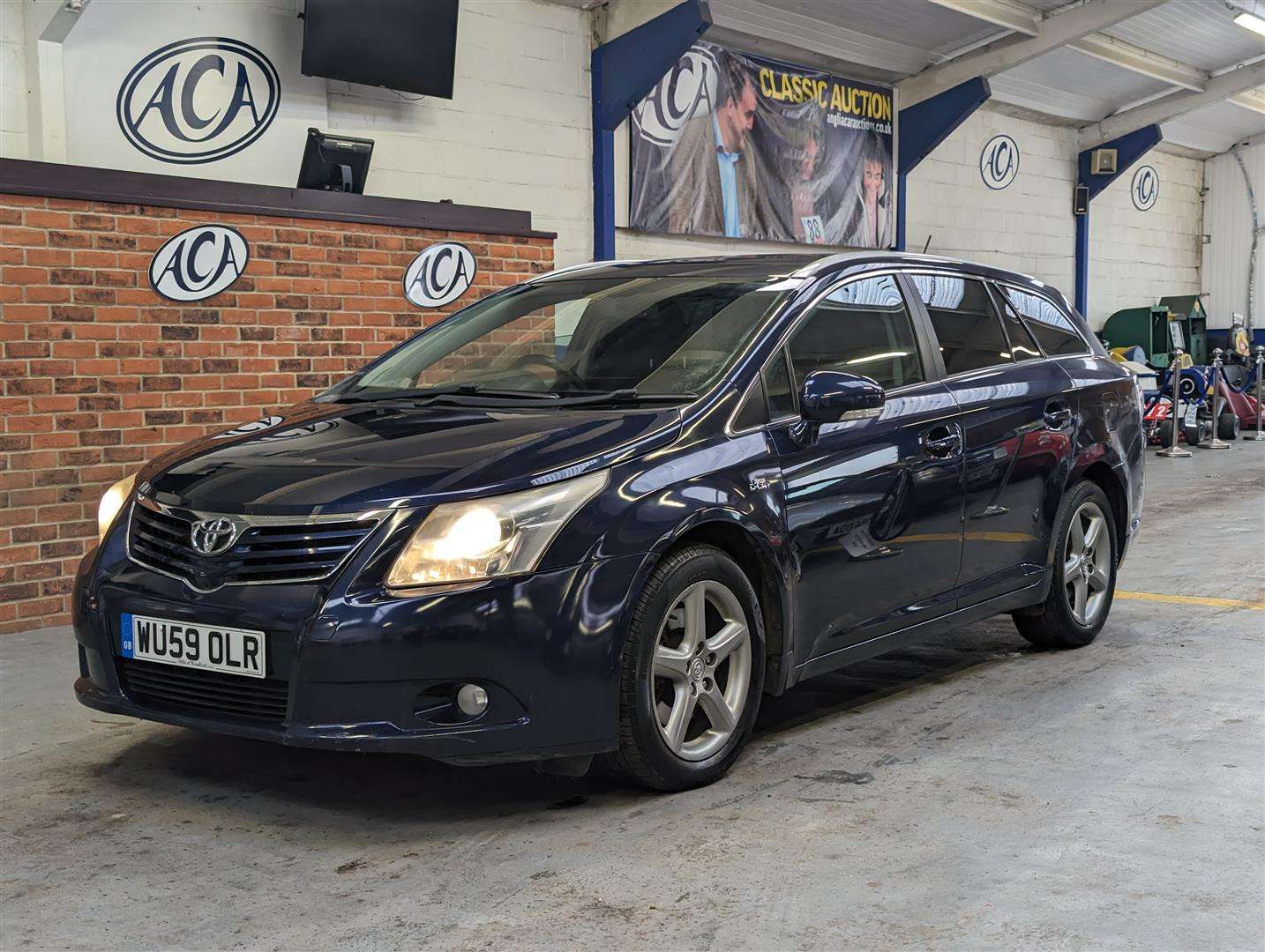 <p>2009 TOYOTA AVENSIS TR D-CAT AUTO</p>