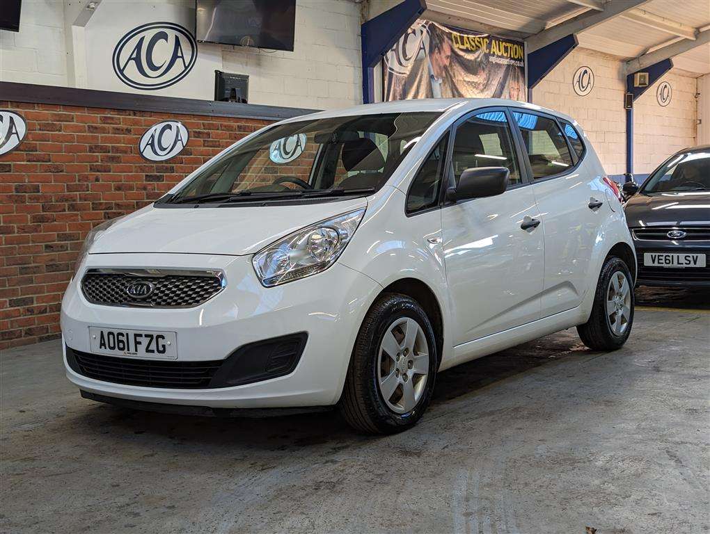 <p>2011 KIA VENGA 1 ECODYNAMICS CRDI</p>