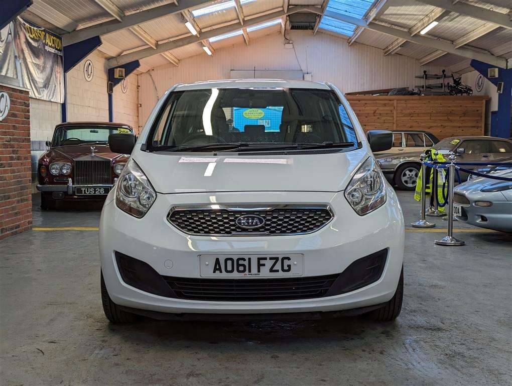 <p>2011 KIA VENGA 1 ECODYNAMICS CRDI</p>