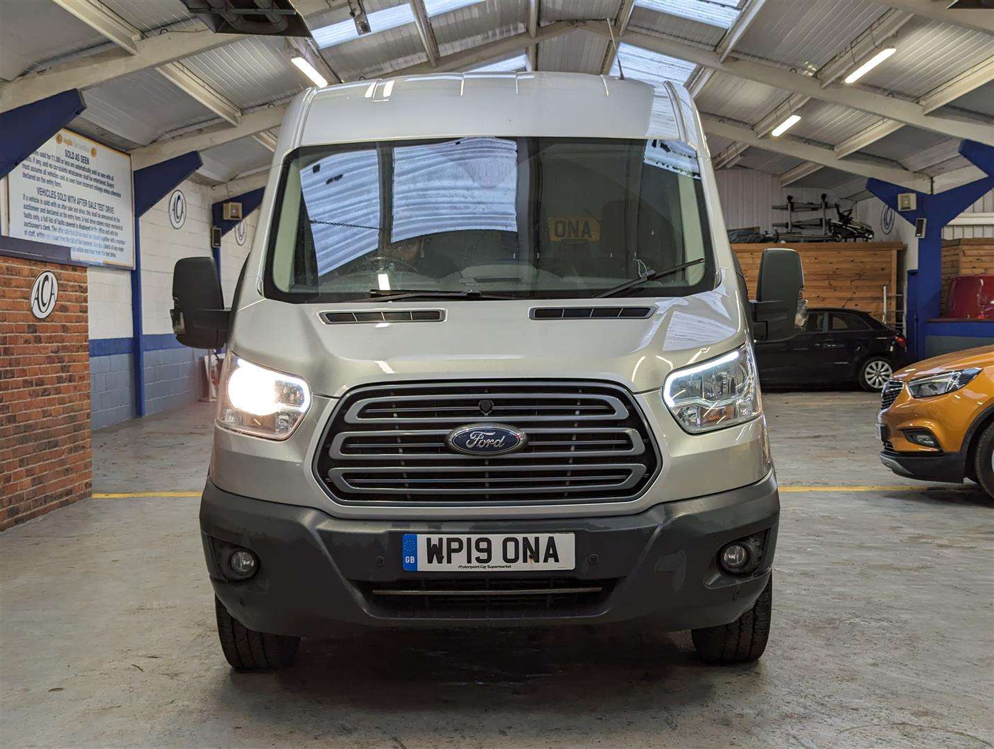 <p>2019 FORD TRANSIT 350</p>