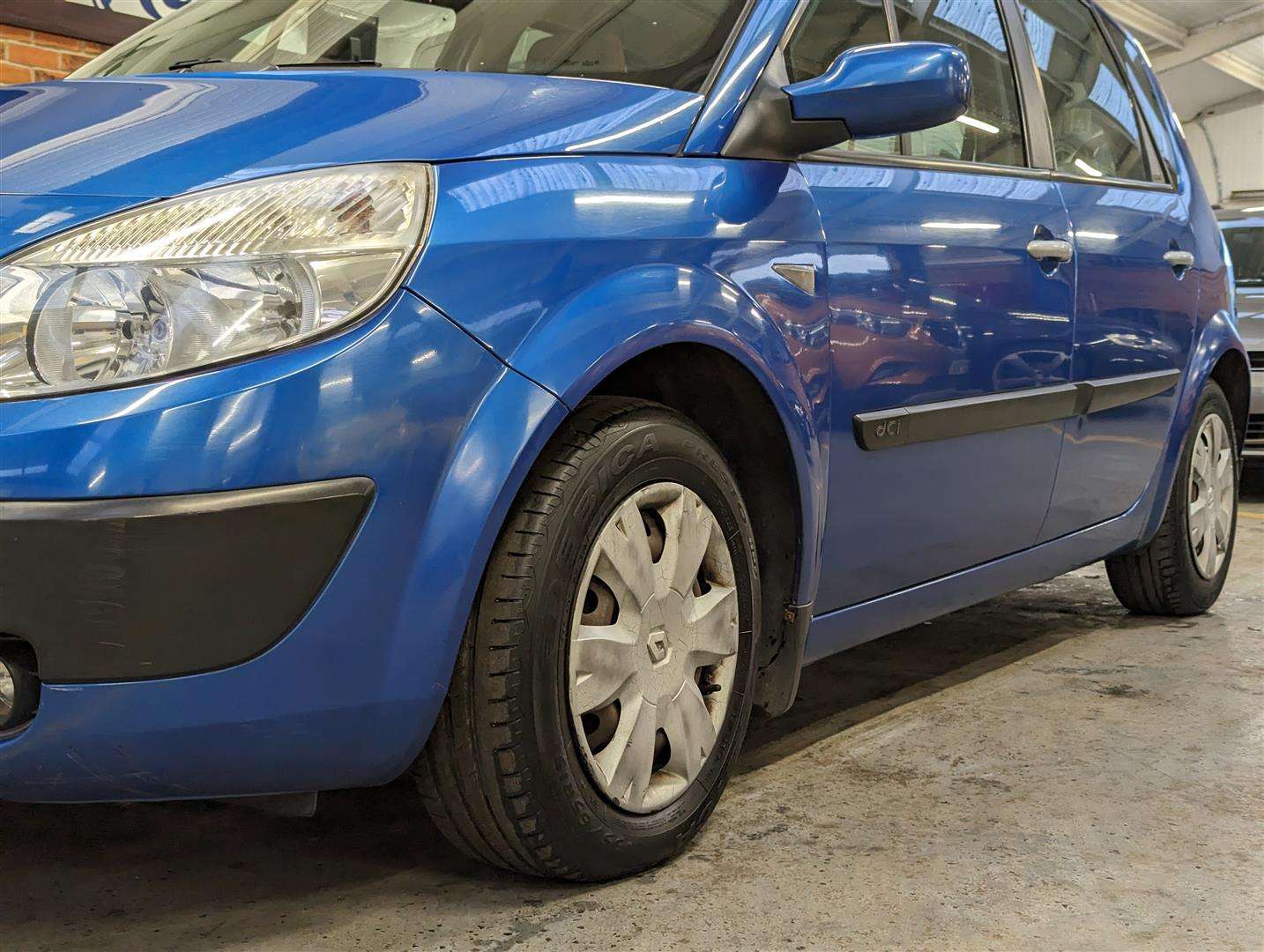 <p>2006 RENAULT SCENIC SL OASIS 105 DCI</p>