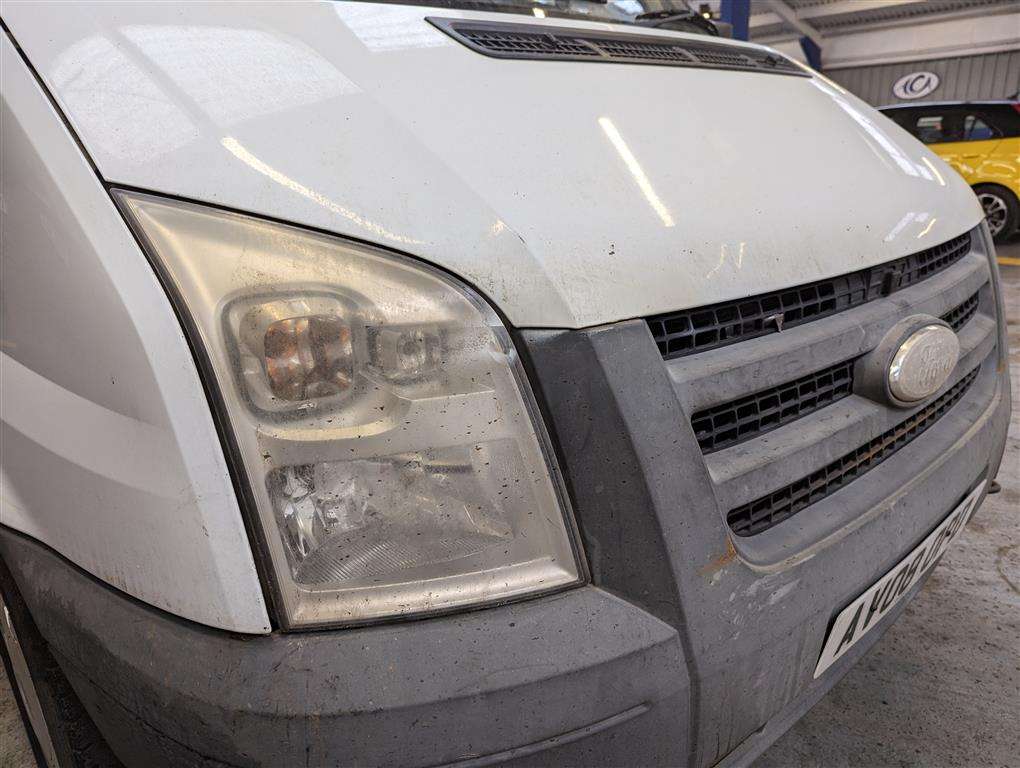 <p>2008 FORD TRANSIT 115 T350L RWD</p>