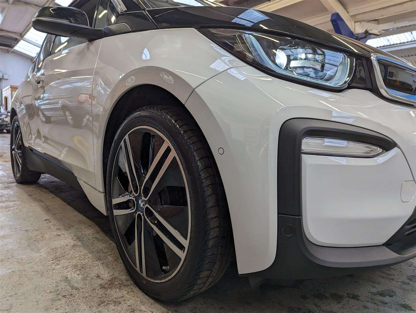 <p>2019 BMW i3 &nbsp;120/42KW/H</p>