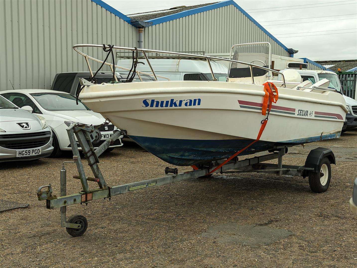 <p>Boat & Trailer&nbsp;</p>