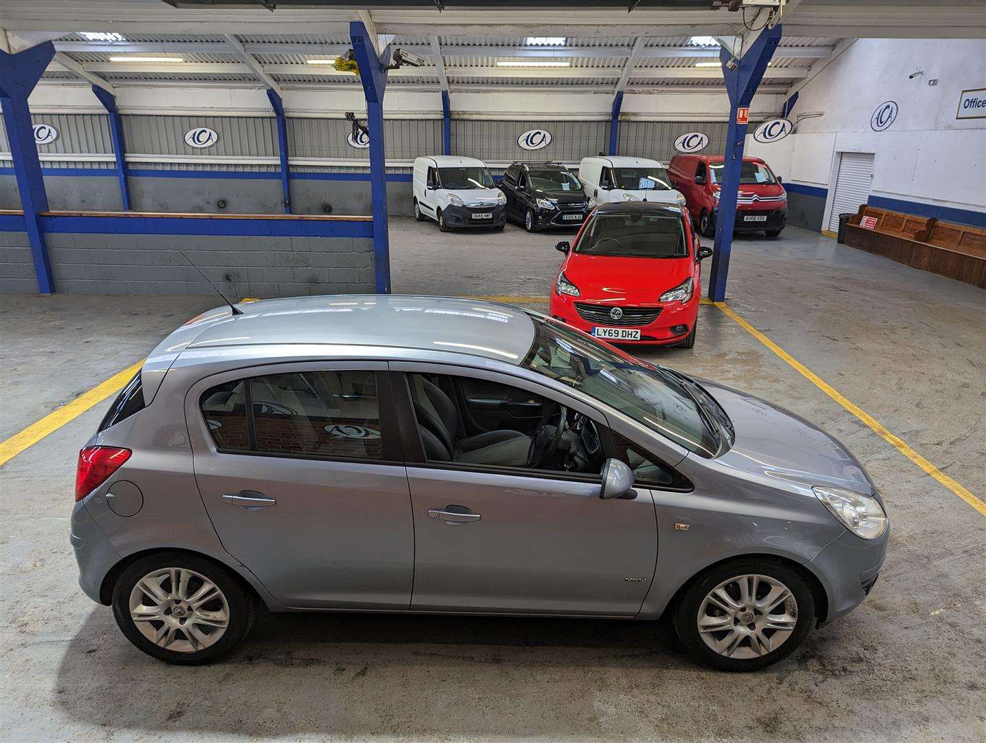 <p>2010 VAUXHALL CORSA DESIGN</p>