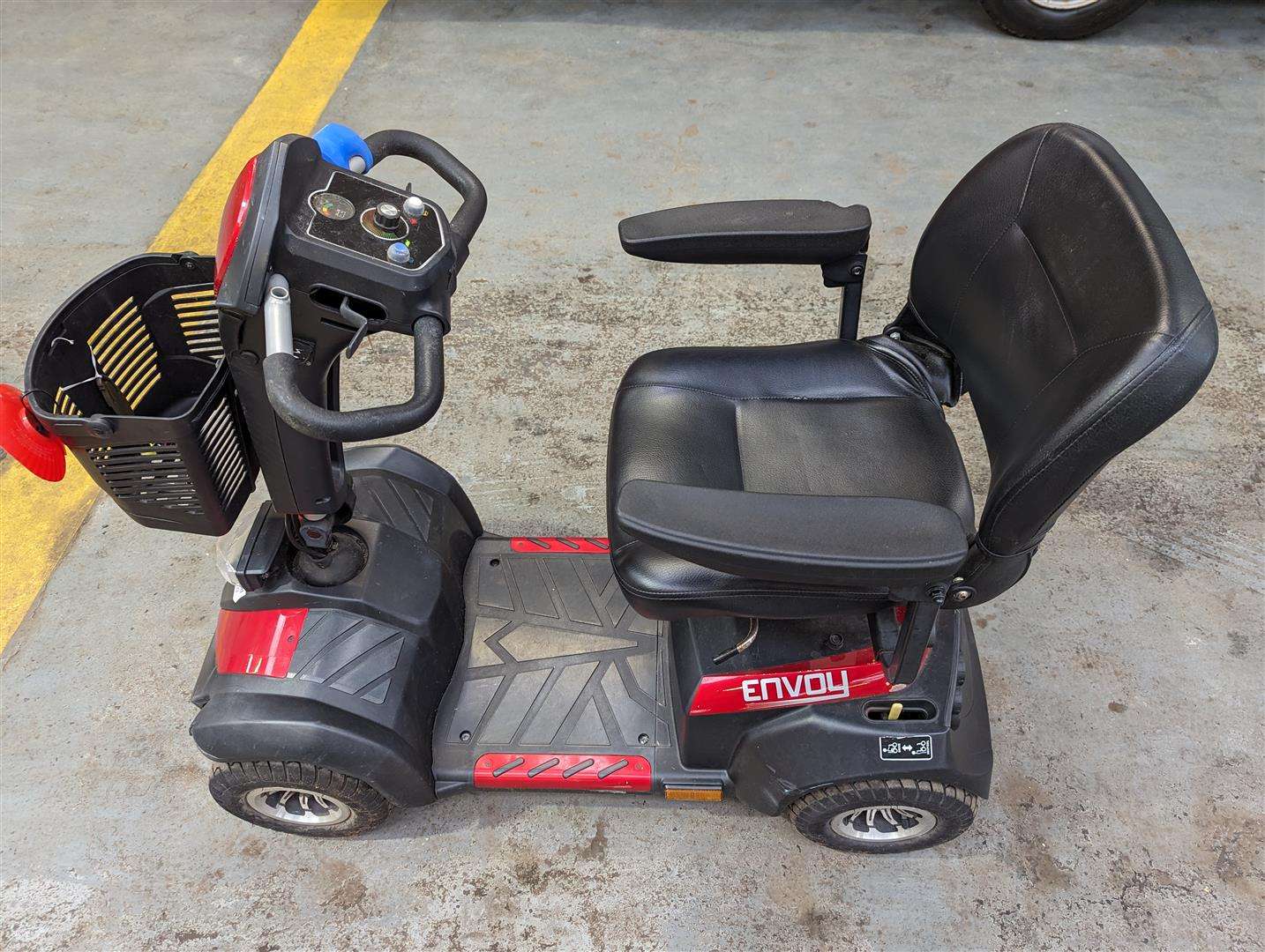 <p>4 Wheel Mobility Scooter.&nbsp;</p>