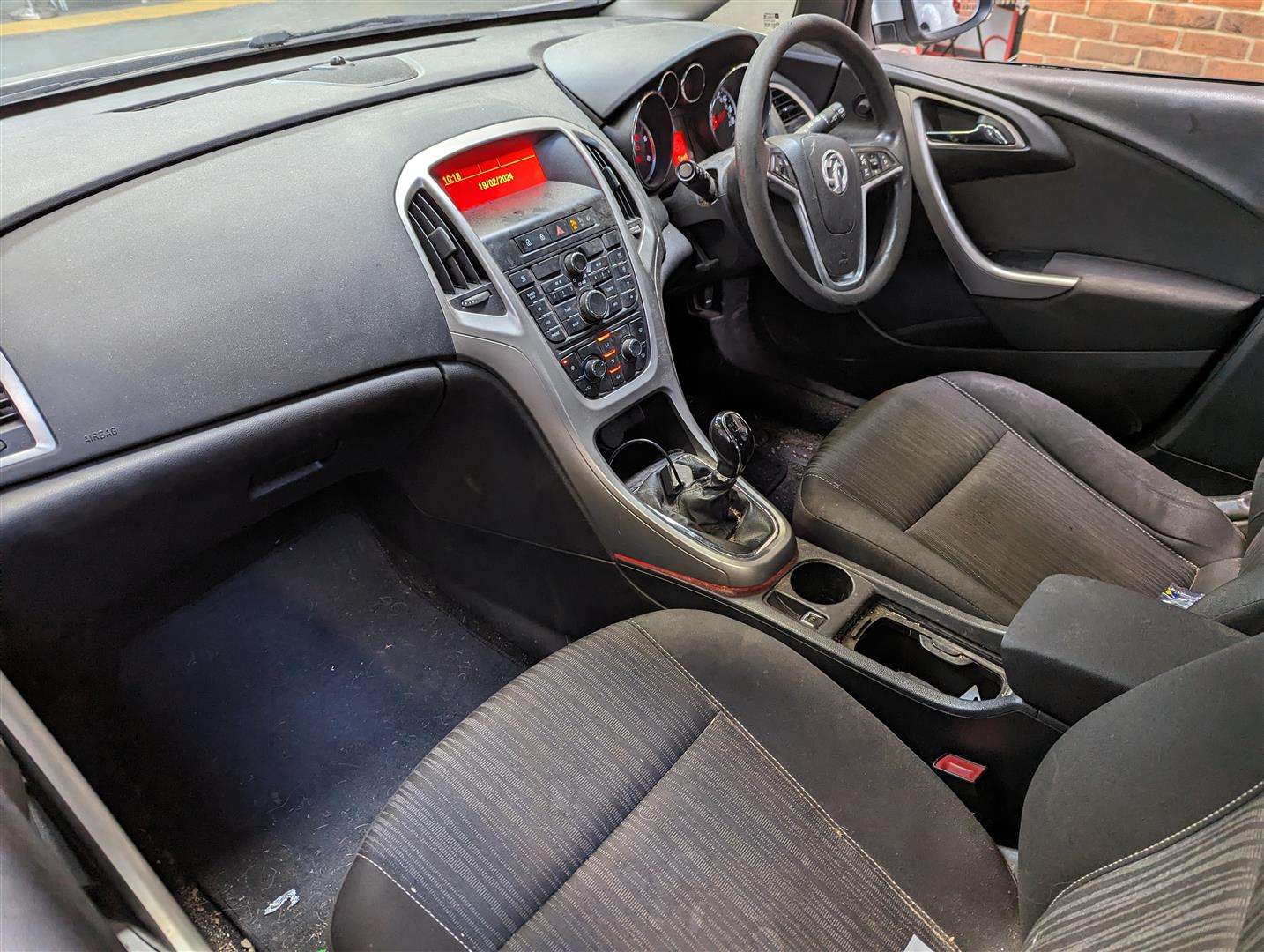 <p>2011 VAUXHALL ASTRA EXCLUSIV CDTI ECOFL</p>