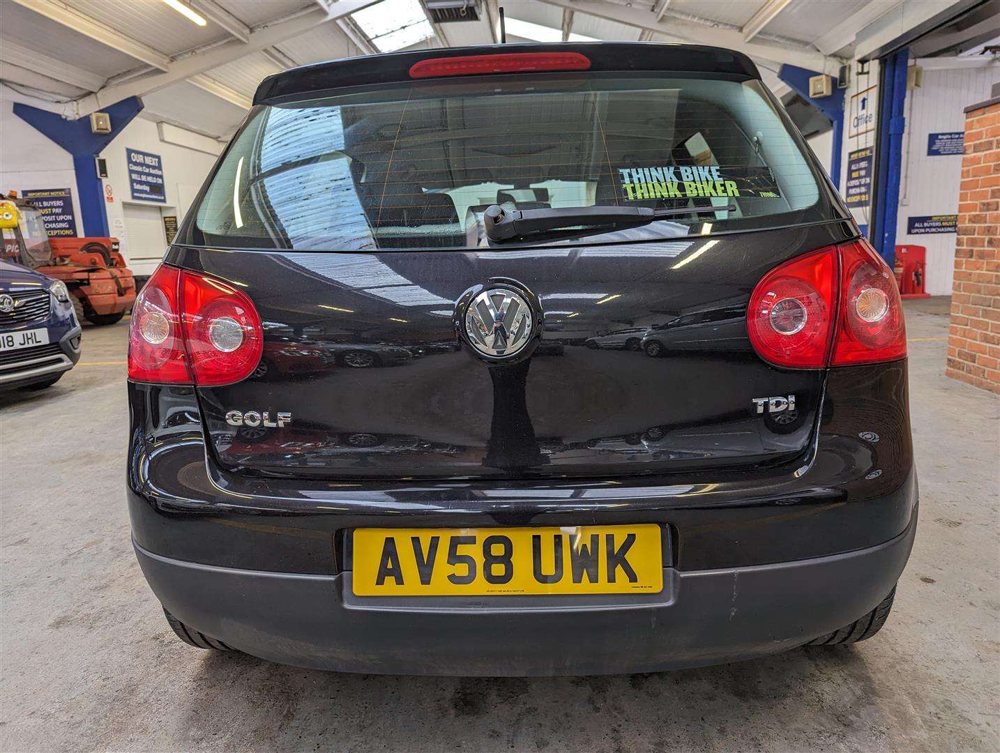 <p>2009 VOLKSWAGEN GOLF MATCH TDI 105</p>