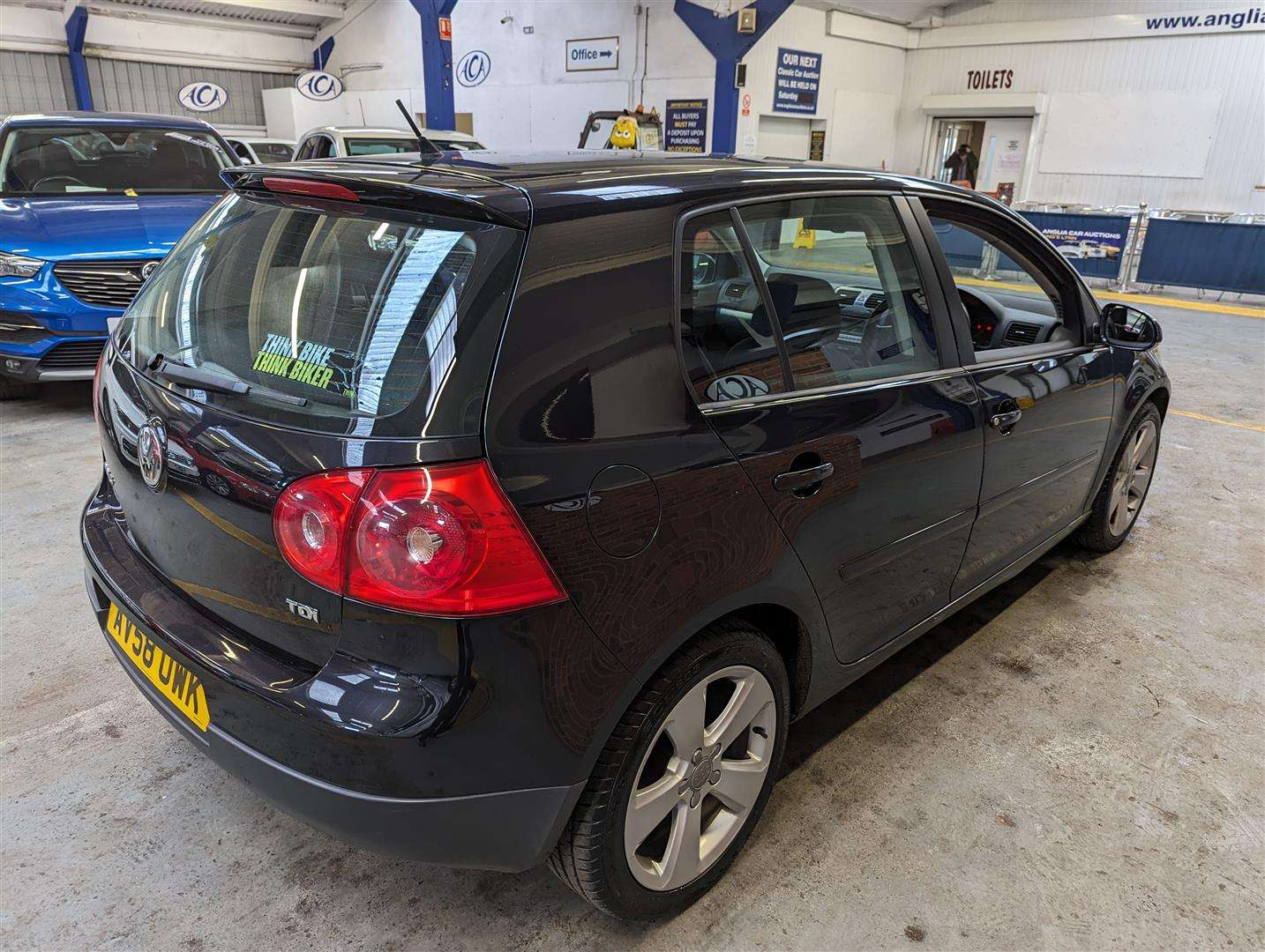 <p>2009 VOLKSWAGEN GOLF MATCH TDI 105</p>