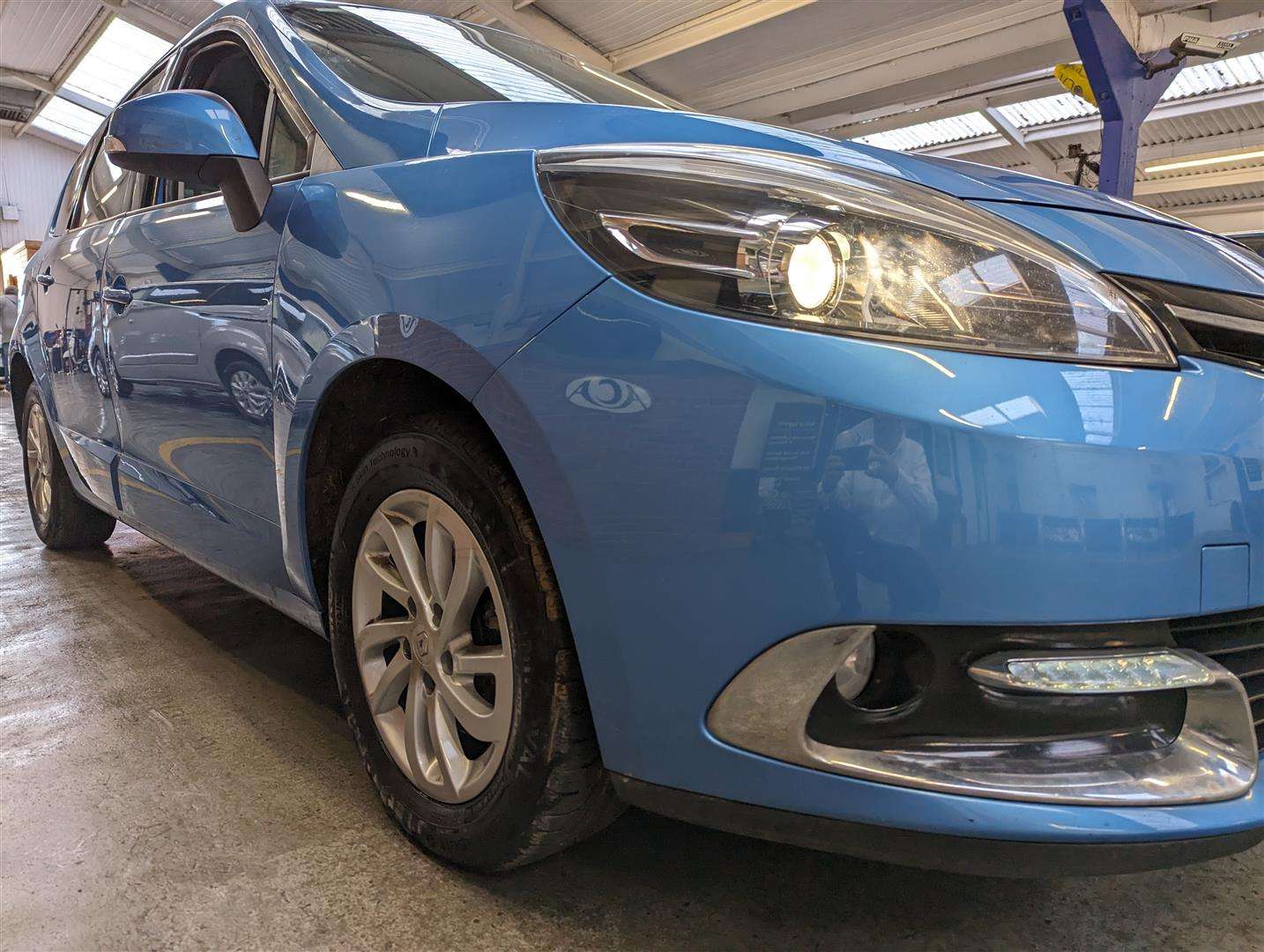 <p>2014 RENAULT G SCENIC D-QUE TT ENERGY</p>