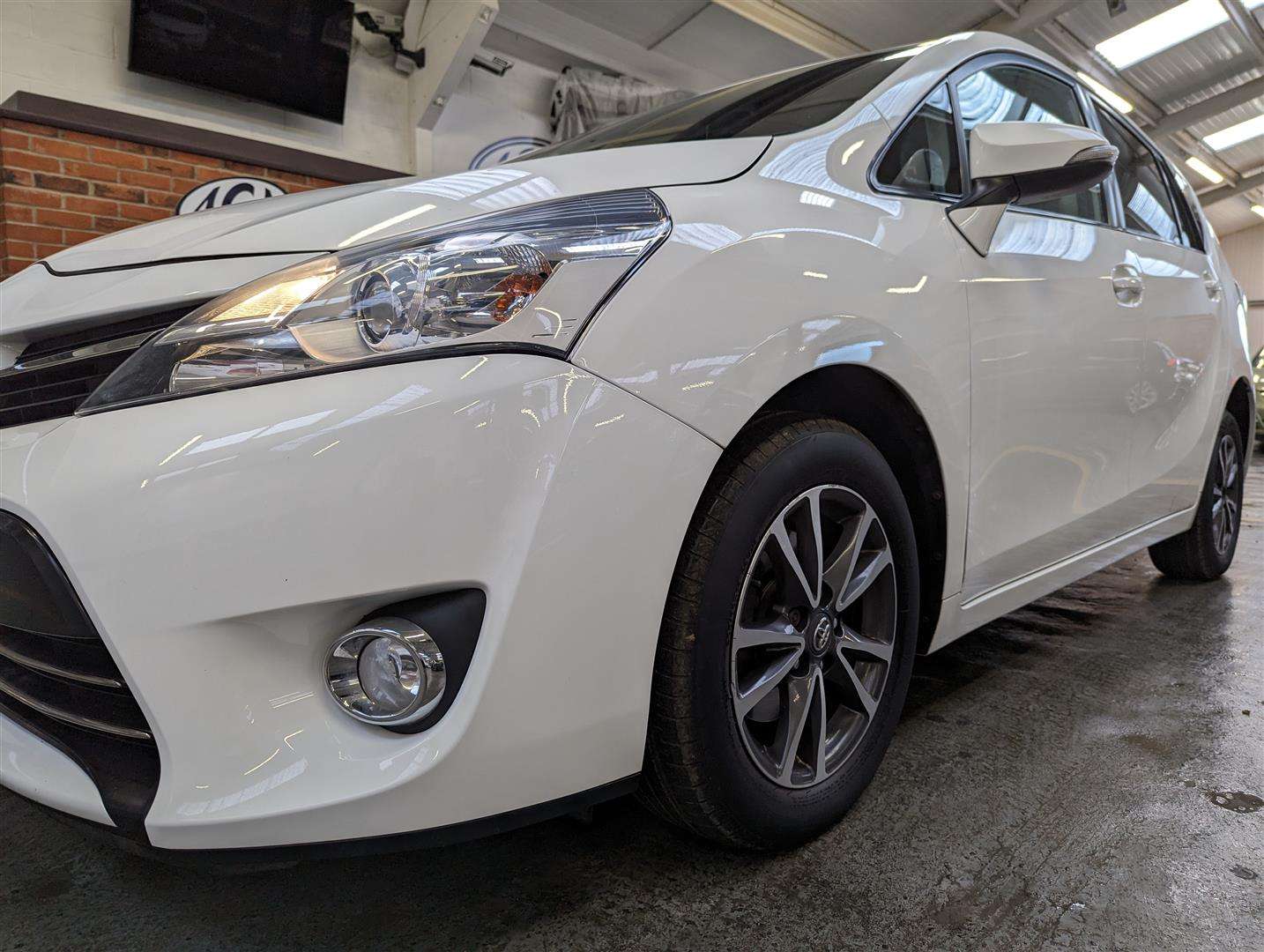 <p>2014 TOYOTA VERSO ICON D-4D</p>