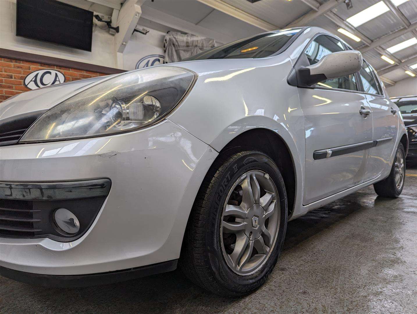 <p>2007 RENAULT CLIO DYNAMIQUE TURBO 100</p>