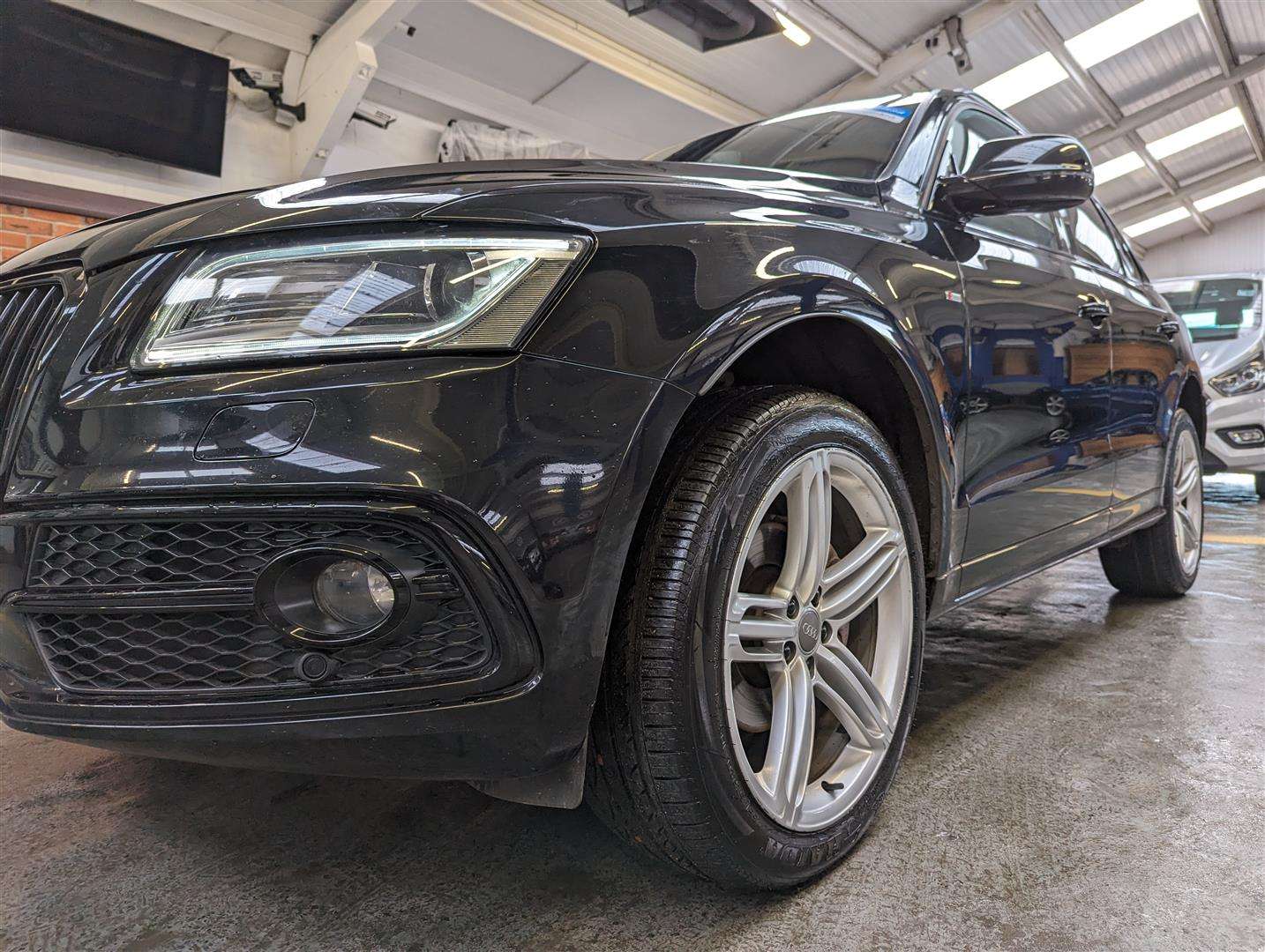 <p>2015 AUDI Q5 S LINE + TDI QUATTRO AUTO</p>