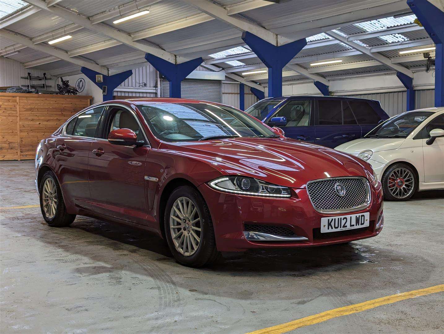 <p>2012 JAGUAR XF SE D AUTO</p>