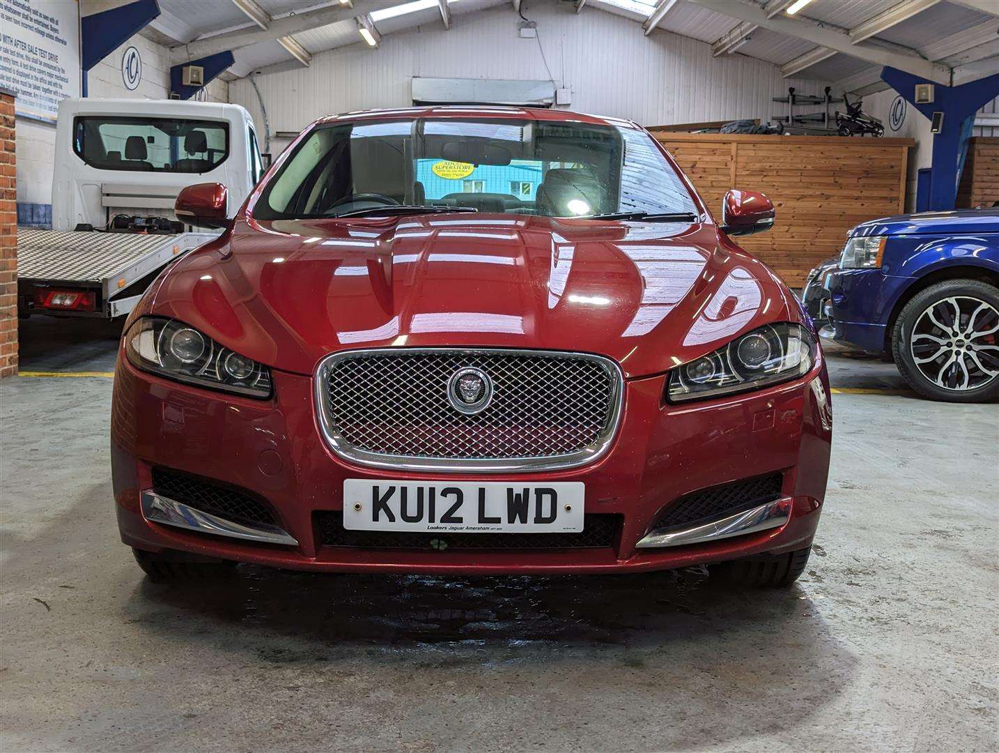 <p>2012 JAGUAR XF SE D AUTO</p>