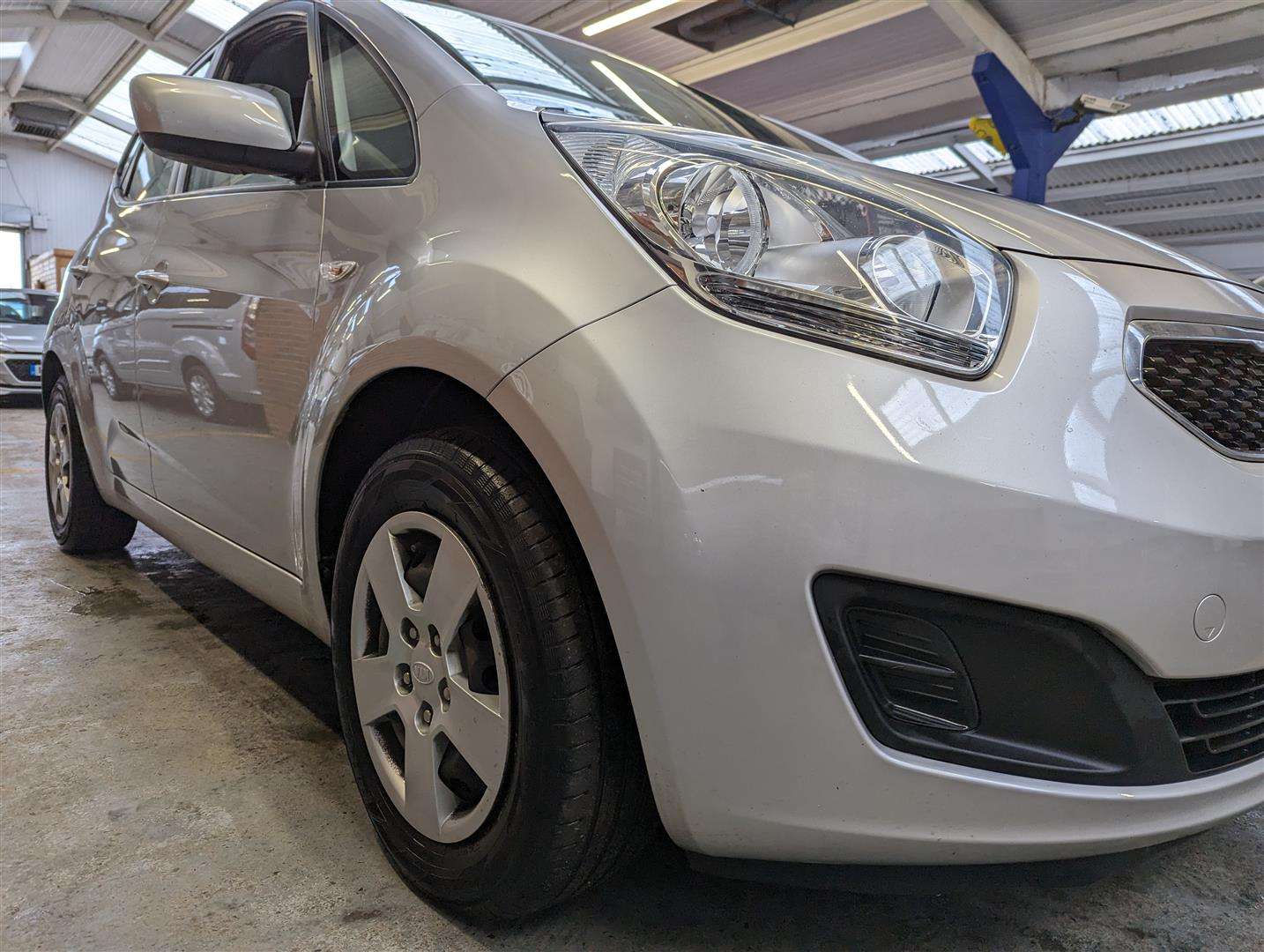 <p>2012 KIA VENGA 1 AIR CRDI</p>