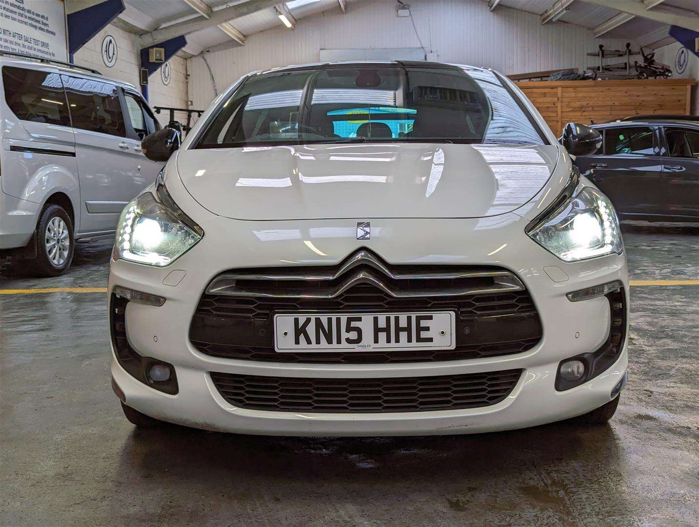 <p>2015 CITROEN DS5 DSPORT BLUEHDI AUTO</p>